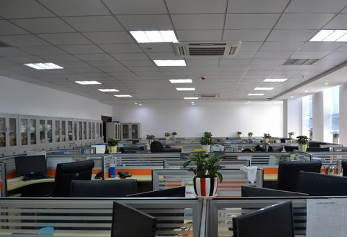 宜興市高低壓成套設(shè)備廠（無錫高低壓成套設(shè)備廠 ）